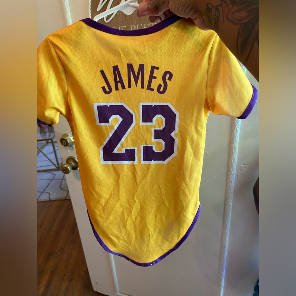 Toddler Boy Lakers Jersey Onsie .. 18 Months